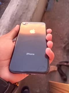 I am selling my iphone 8