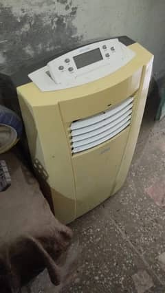 Window AC