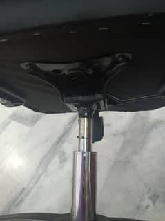 Office Chair Revolving 10/10 Condition