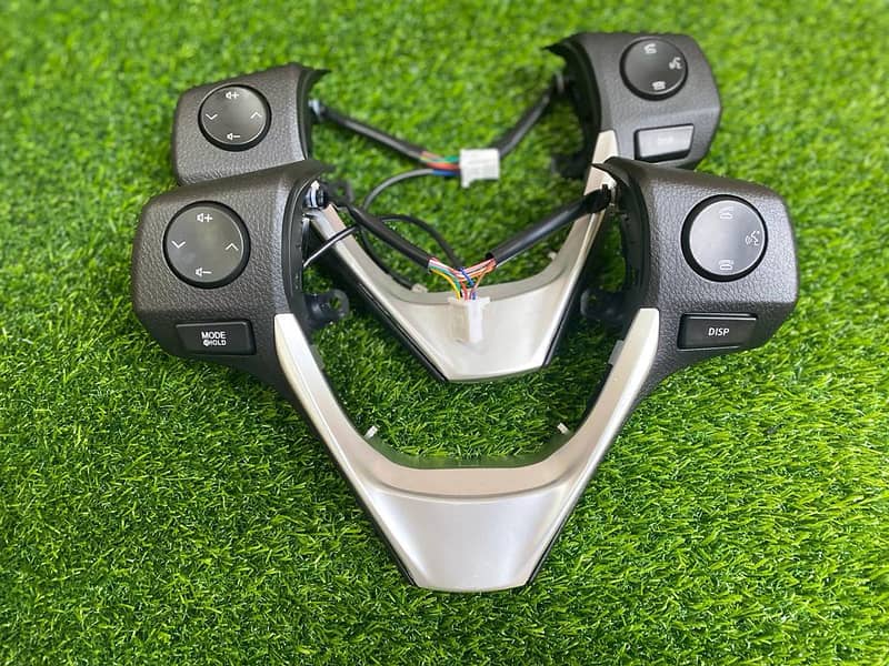 Corolla steering wheel button 18