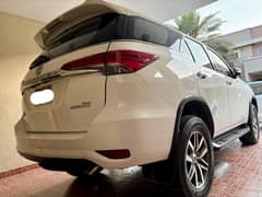 100 % B2B GENUINE FORTUNER 2.7 VVTI 4X4 2017