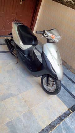 Honda petrol scooty