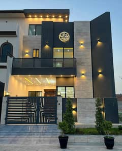 5 Marla Upper Portion For Rent in Wapda Town Lahore