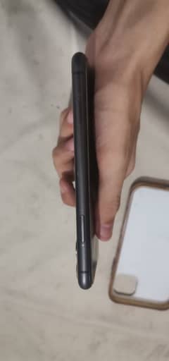 iPhone 11 (non pta jv) black colour