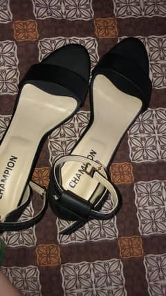 sandles