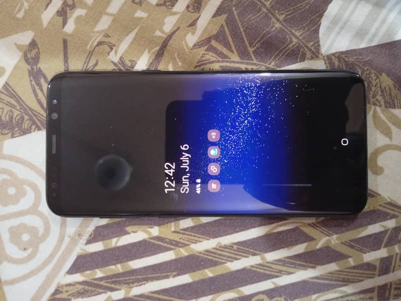 Samsung galaxy S8 edge, used, in good working condition, no faults. 0