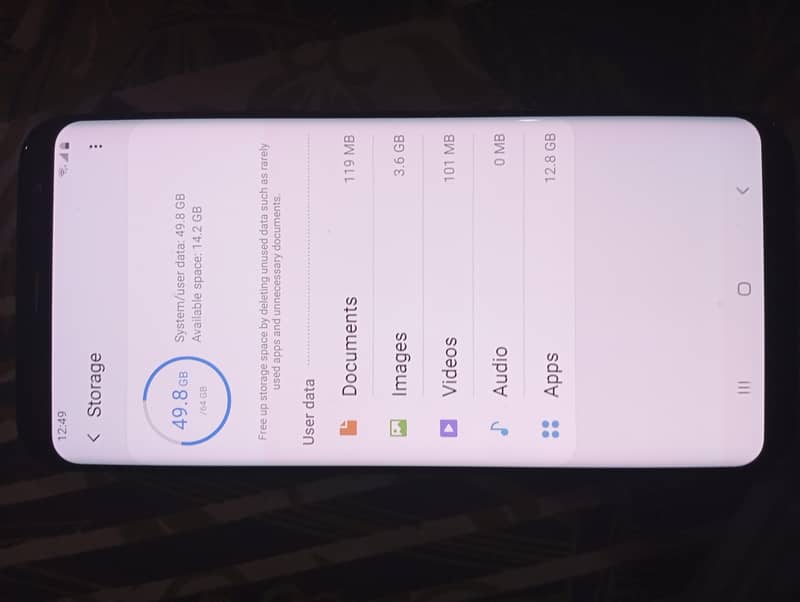 Samsung galaxy S8 edge, used, in good working condition, no faults. 7