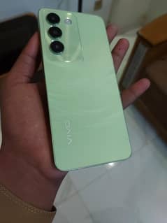 vivo y100 new lush condition  8+8= 16 gb ram / 256 gb  memory