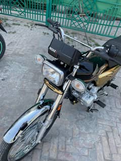 125