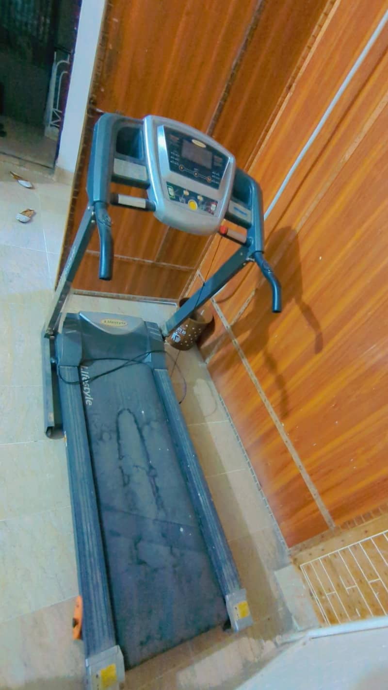running exercise machine like new condition 1