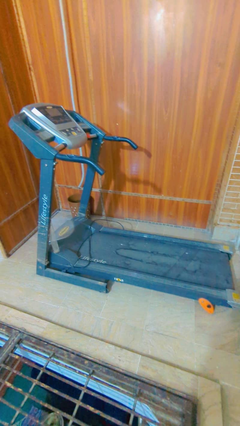 running exercise machine like new condition 2