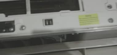 Gree G10 used only 1 year 1 season. 1.5 ton chilled cooling no repair