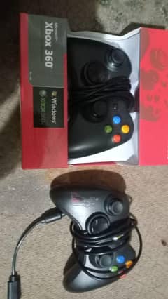 2 Microsoft Xbox 360 Windows controllers
