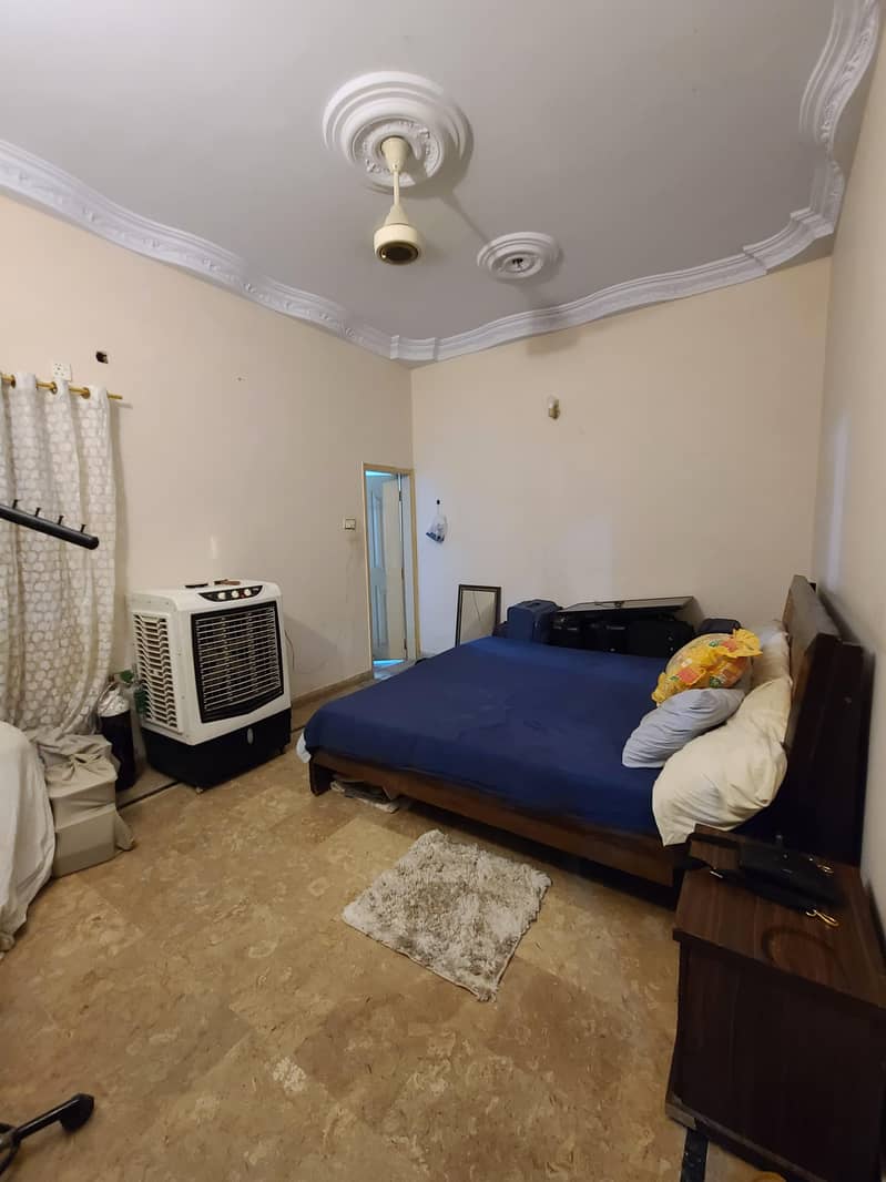 king size bed frame with big size dressing and side table 3
