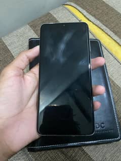 SAMSUNG S20 PLUS
