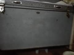 Iron trunk peti 4 Fut double door