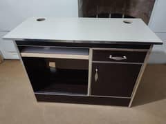computer table
