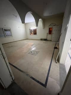 Gulshan E Iqbal Block 2 Lower Portion Silent Commercial Office Reday To Move 60 Ft Road Prime Location