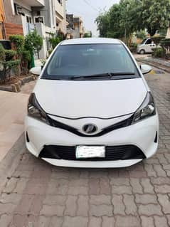 TOYOTA VITZ 14/18 full Option Totally Original