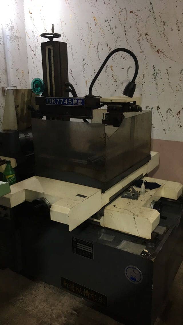 Cnc Vertical Machining CNC WEDM And Microhole Drilling Works 3