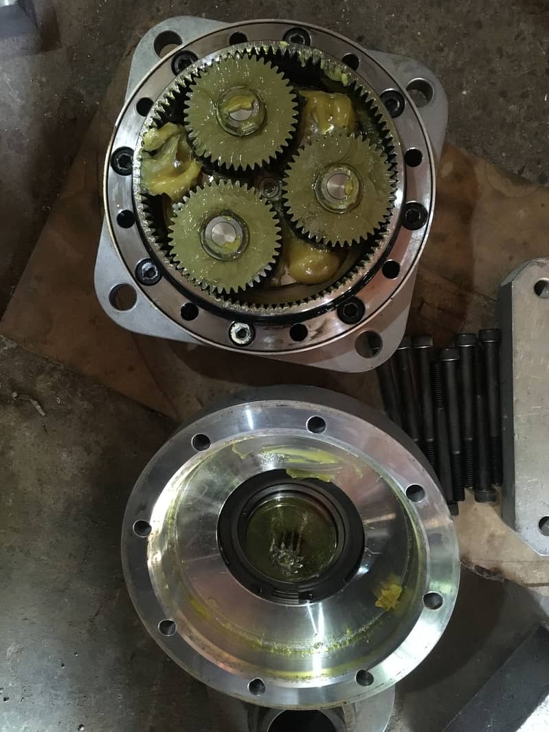 Cnc Vertical Machining CNC WEDM And Microhole Drilling Works 10