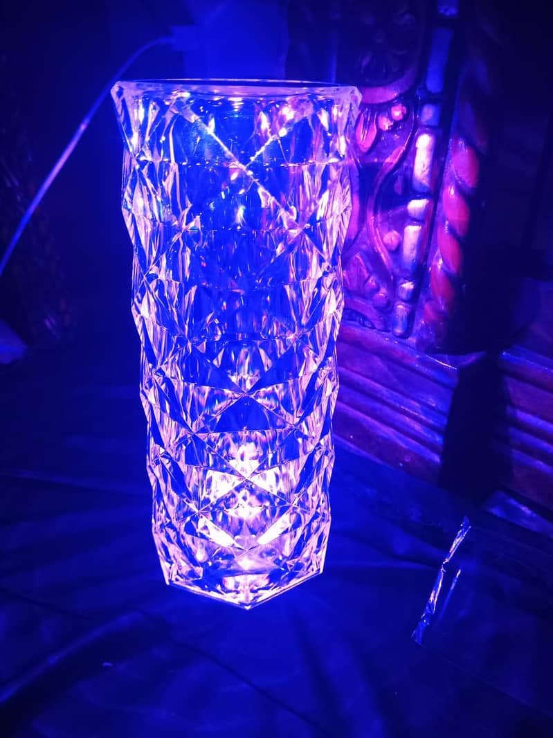 Crystal Lamp - Operated with Sensors/Remotely 0