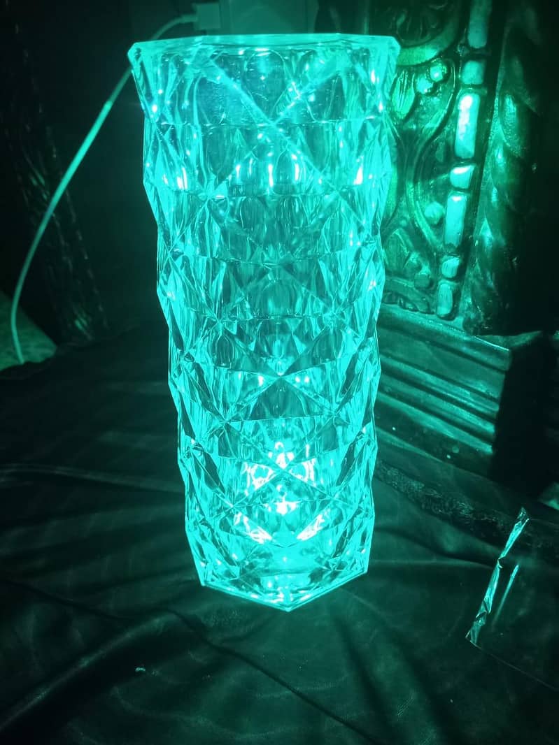 Crystal Lamp - Operated with Sensors/Remotely 1