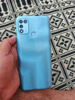 Infinix hot 10 play available 4/64