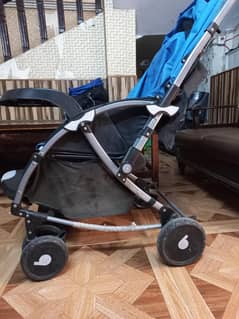Prame for kid new condition