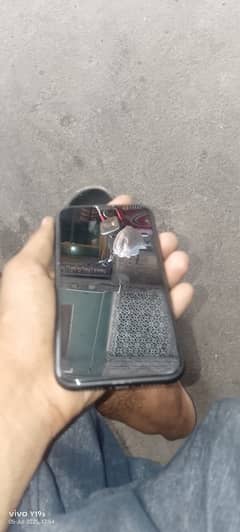 iPhone XR jv