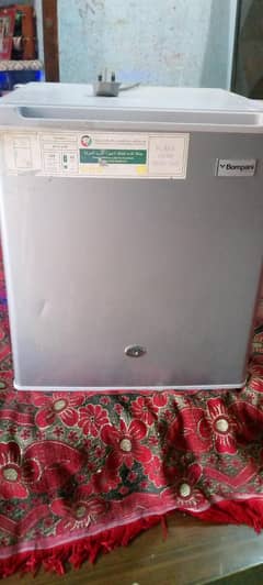 Bompani Mini Fridge Urgently for Sale