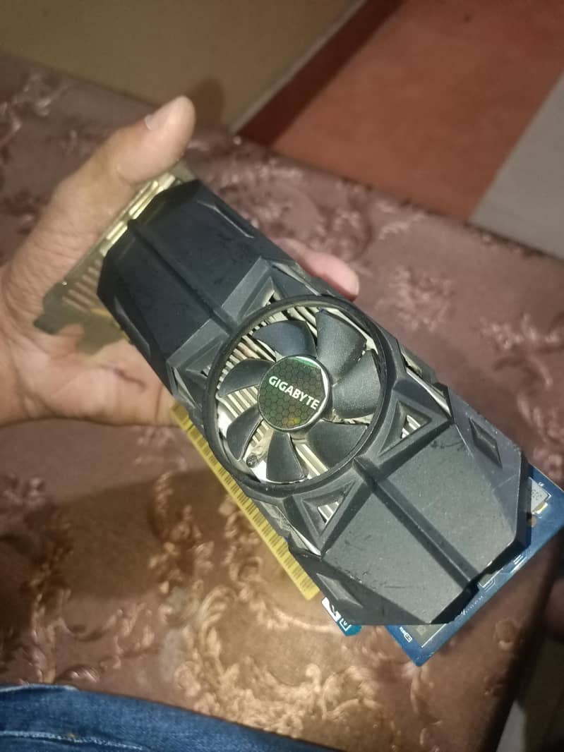 i5 6gen with GTX 750ti 2gb  gpu with 120 gb ssd and 8 gb ddr4 ram 6