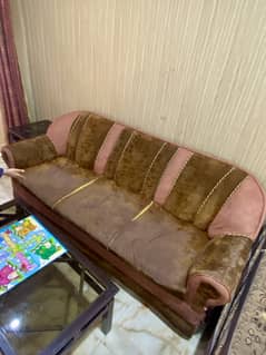Sofa Set in Average useable condition