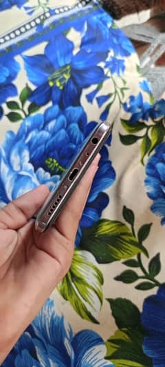 vivo  y19