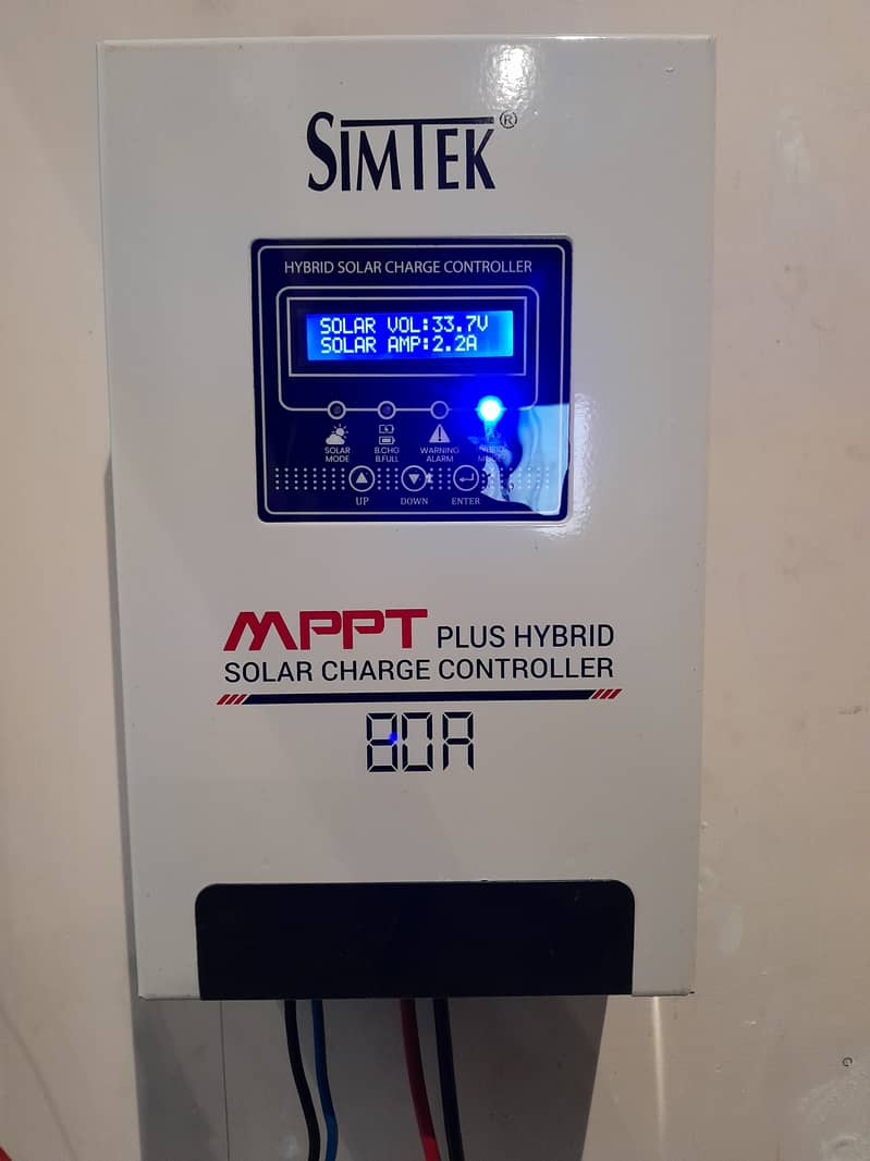 Simtek MPPT plus Hybrid Solar charge controller 1