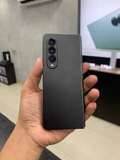 Samsung Z Fold 4 PTA full box urgent need money