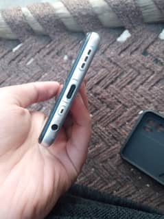 4_64gb  with charger box panel change hai bs