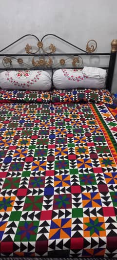 DOUBLE BED IRON SIZE 7×6 FEET.