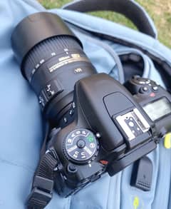 Nikon 7500