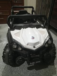 Kids Eletric Car In New Condition