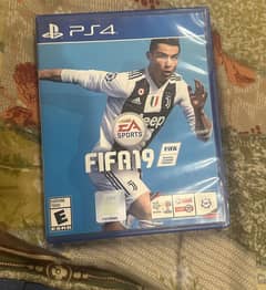 FIFA 19 PS4 game