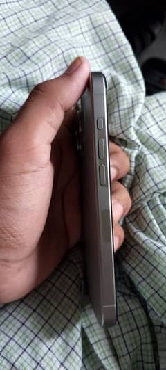 iPhone 15 pro 128GB