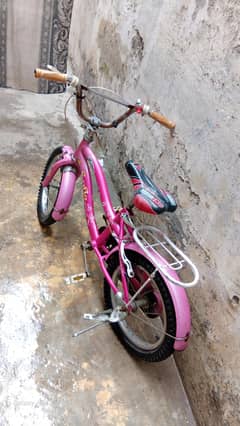 cycle 8.10 sal k bachy k liay