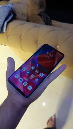 Oppo A52 128/4GB Ram with box and charger
