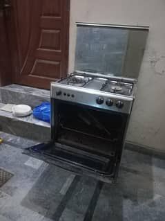 Oven Cooking Range for Sale — Rs. 12,000 (Negligible)