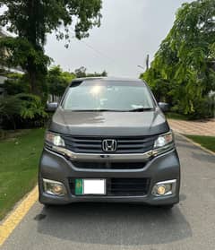 Honda N Wgn 2014/18 Custom (Full Options)