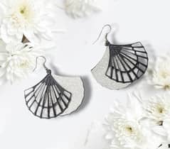 Black & White Hair Ring