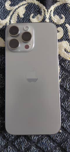 iphone 15 pro max Natural colour. 256 gb
