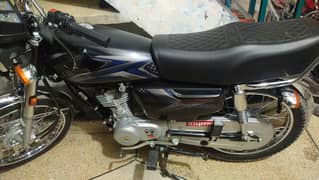 Honda 125 Excellent Condition Black Colour