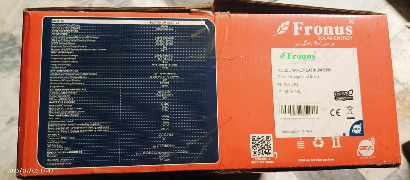 Fronus PV 5200 hybrid inverter dual output Almost new 10/10 condition 3